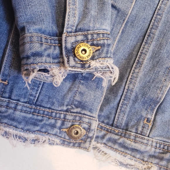 Jacket - Picture 2 of 3